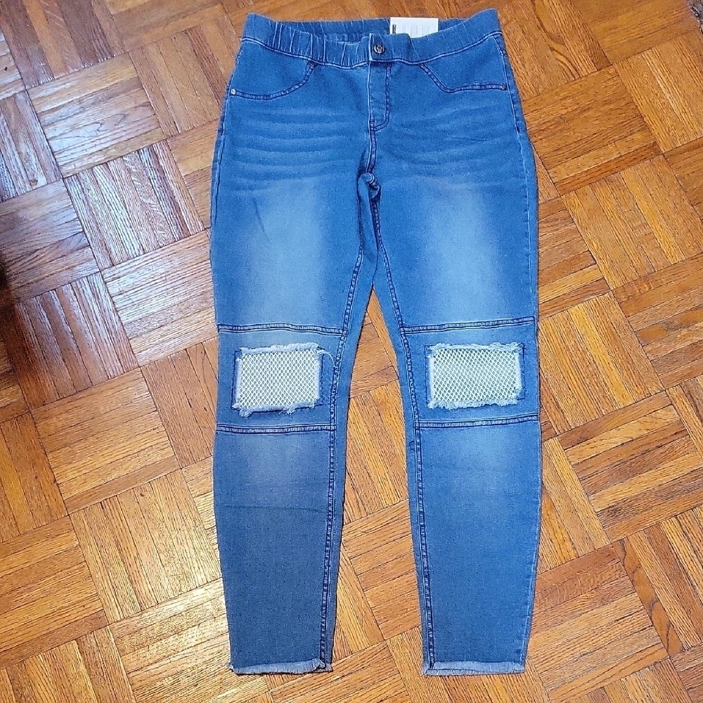 HUE Fishnet Knee Patch Denim Skinny Jeans Size Medium 8/10 NWT Cotton Stretch